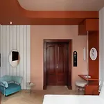 Interno Marche Design Experience 4* Tolentino