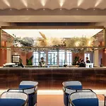 Interno Marche Design Experience מלון 4*
