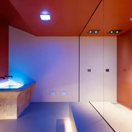 Interno Marche Design Experience 4*