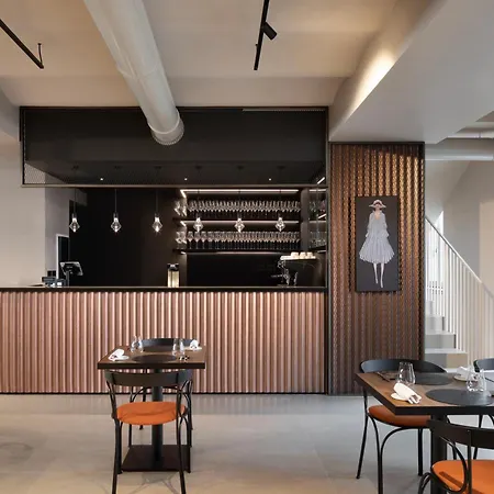 Interno Marche Design Experience 4* טולנטינו