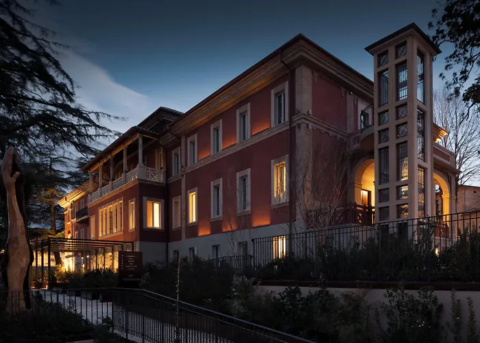 Interno Marche Design Experience ホテル 4*